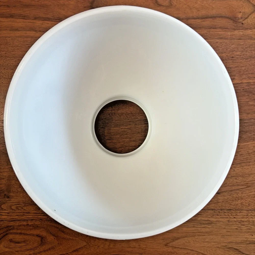 VINTAGE MILK GLASS 8